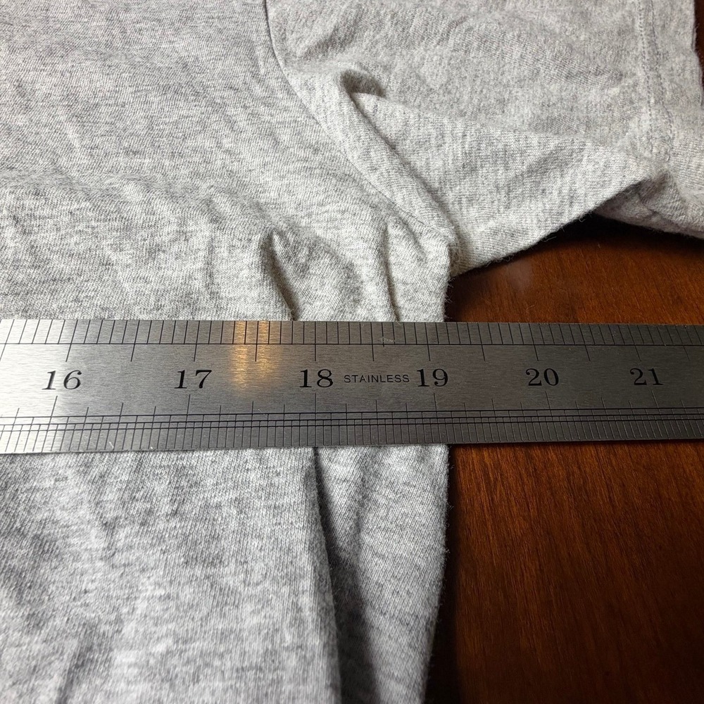 Pokemon 2015 Charizard Pikachu Squirtle Graphic T-Shirt Gray Medium - Picture 2 of 5